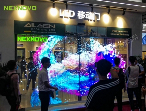 晶泓NS系列LED玻璃移動(dòng)門(mén)燃爆中國(guó)建博會(huì)現(xiàn)場(chǎng)
