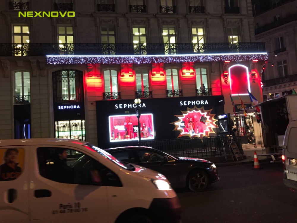 法國SEPHORA透明LED顯示屏項(xiàng)目(圖2)