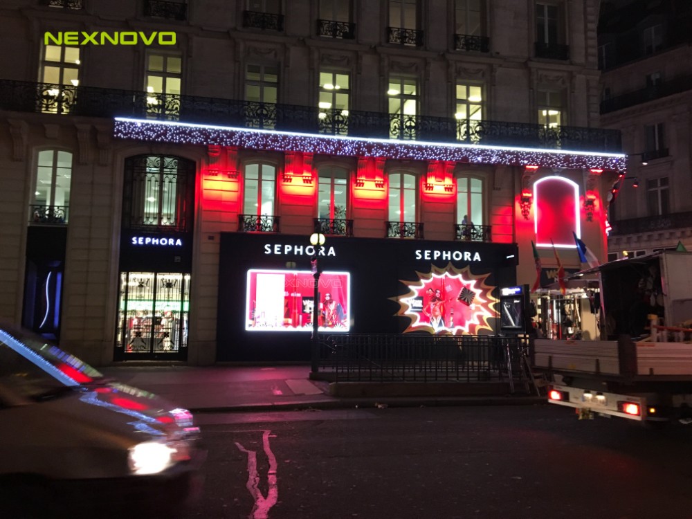 法國SEPHORA透明LED顯示屏項(xiàng)目(圖1)