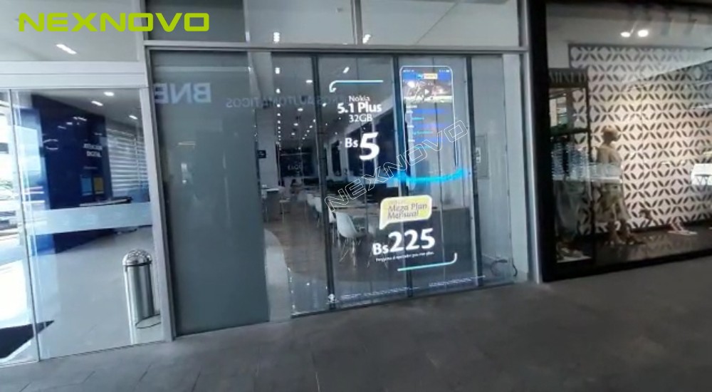 玻利維亞電信及媒體品牌Tigo零售店櫥窗LED透明屏項目(圖2)