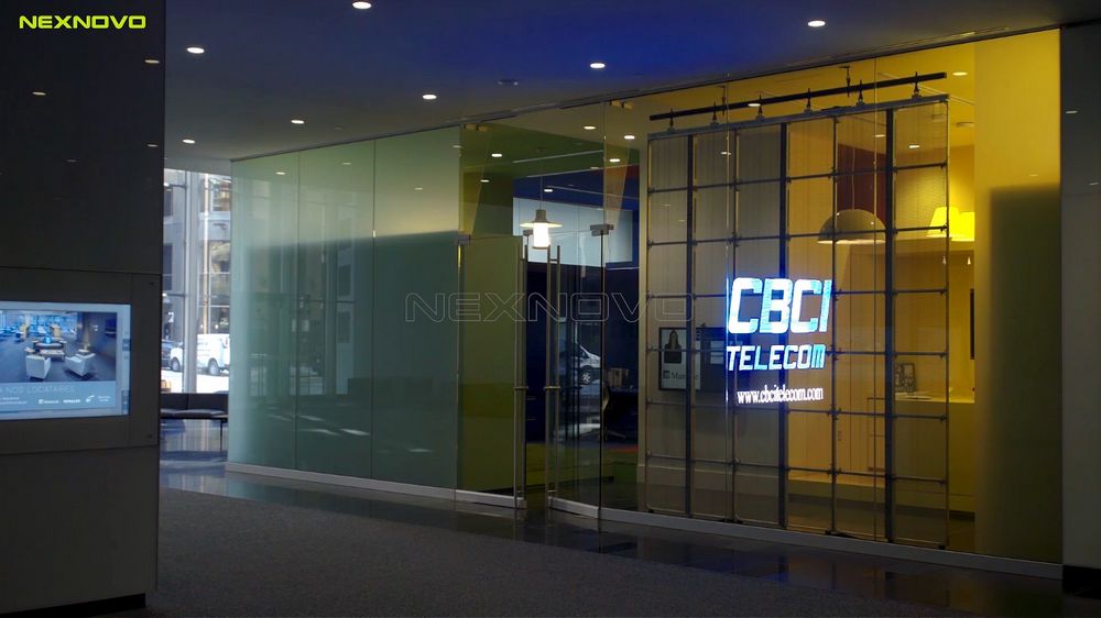 加拿大蒙特利爾CBCI電信公司透明LED顯示屏項(xiàng)目(圖2)